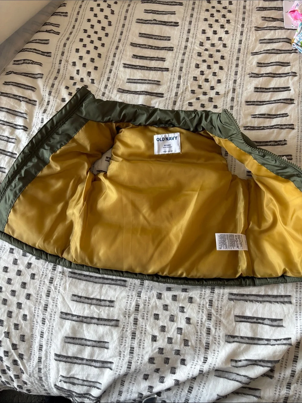 Old Navy Kids Olive Green Puffer Vest Sz 18-24M NWT